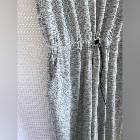 Women’s OLD NAVY Breathe ON Waist-Defined Sleeveless Jumpsuit size XXL - Picture 4 of 13